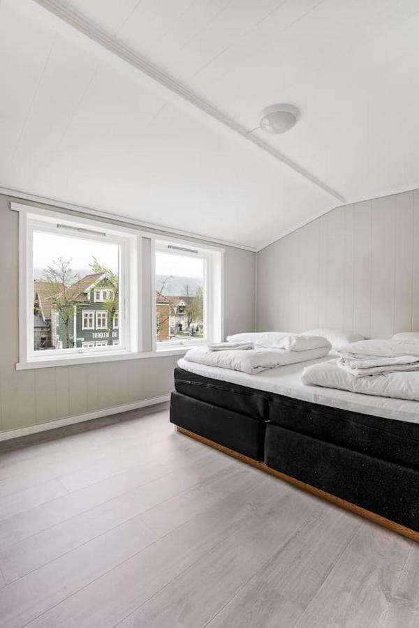 Amazing, Central House With Big Private Balcony Bergen Extérieur photo